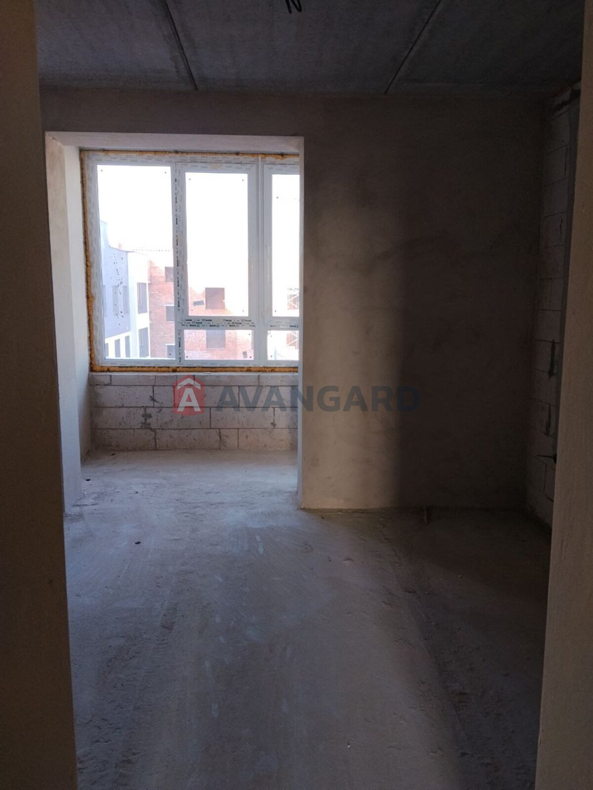 3 ����. ��������, 84,6/-/- ��. �., 9/10 ���� ���� 10