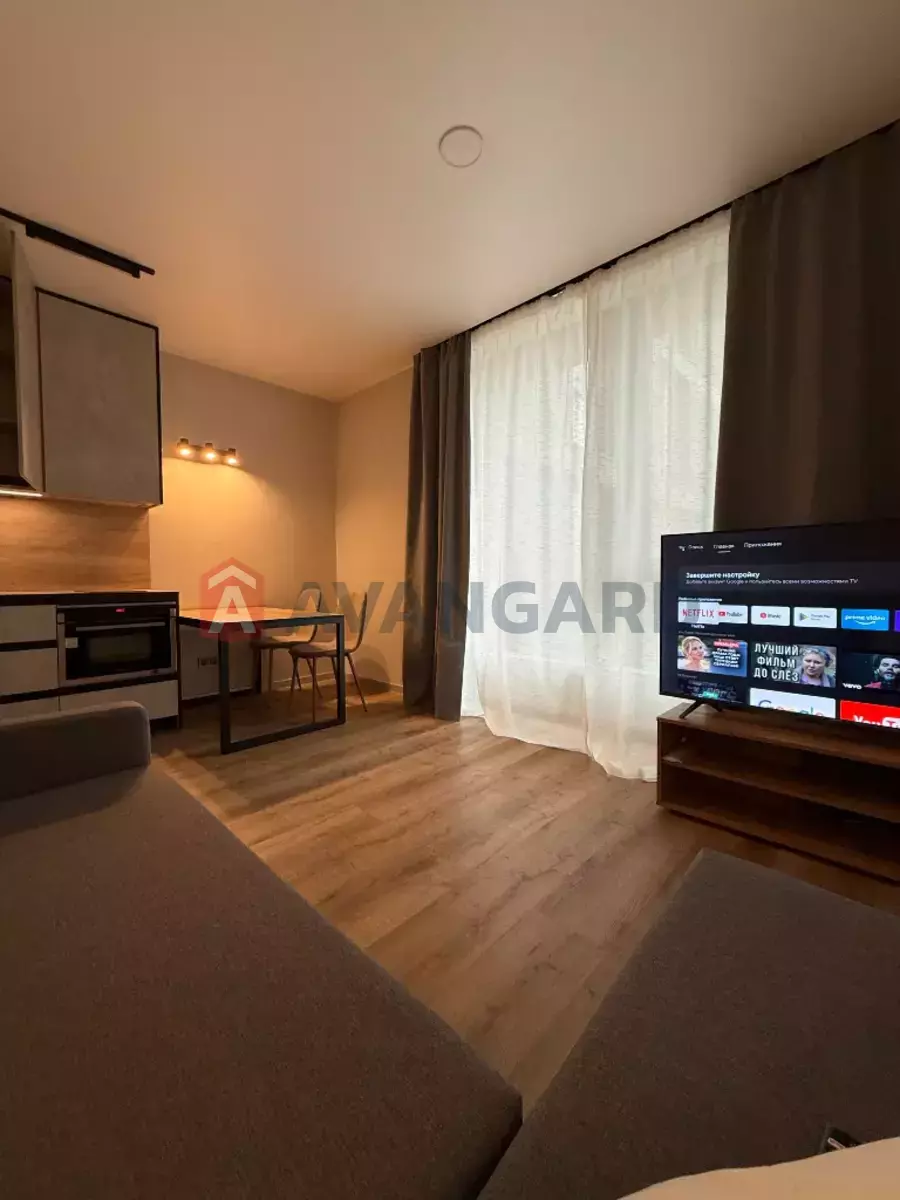 1 ����. ��������, 32/-/- ��. �., 8/24 ���� ���� 2