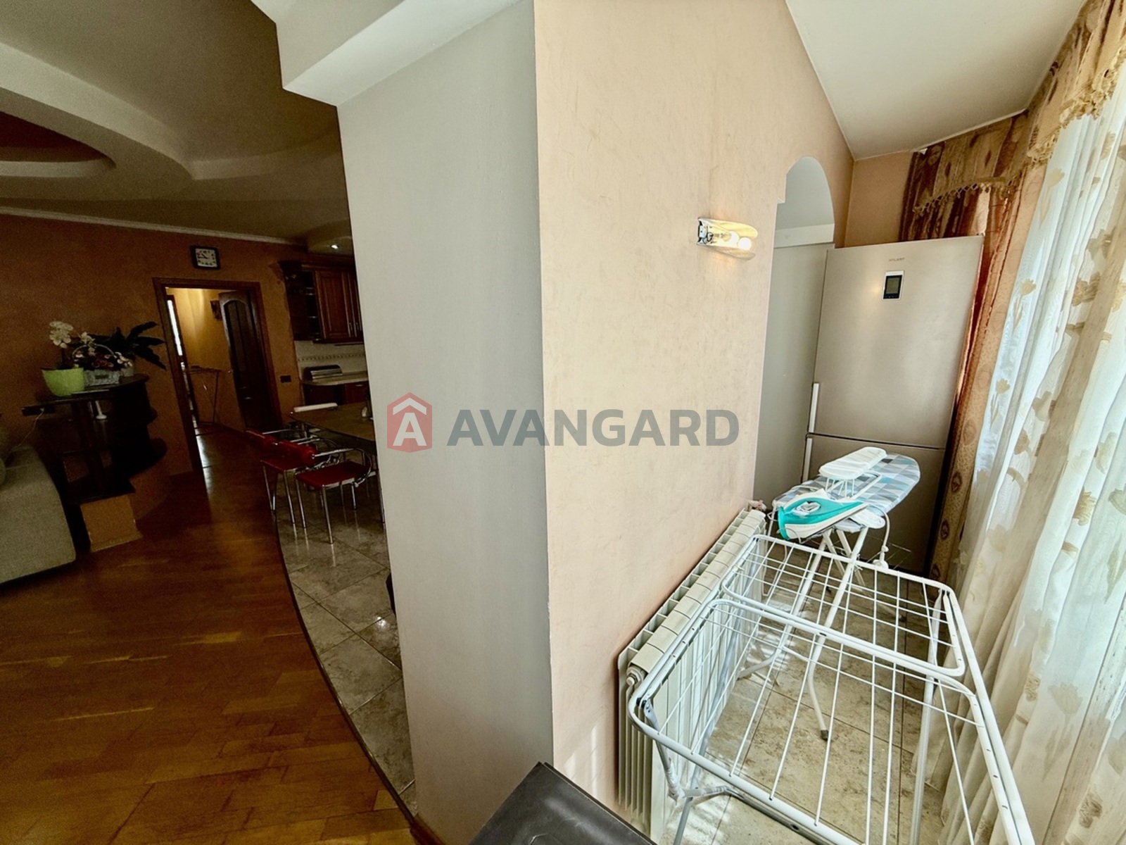 4 ��. ��������, 152/125/20 ��. �., 3/10 ������ ���� 9