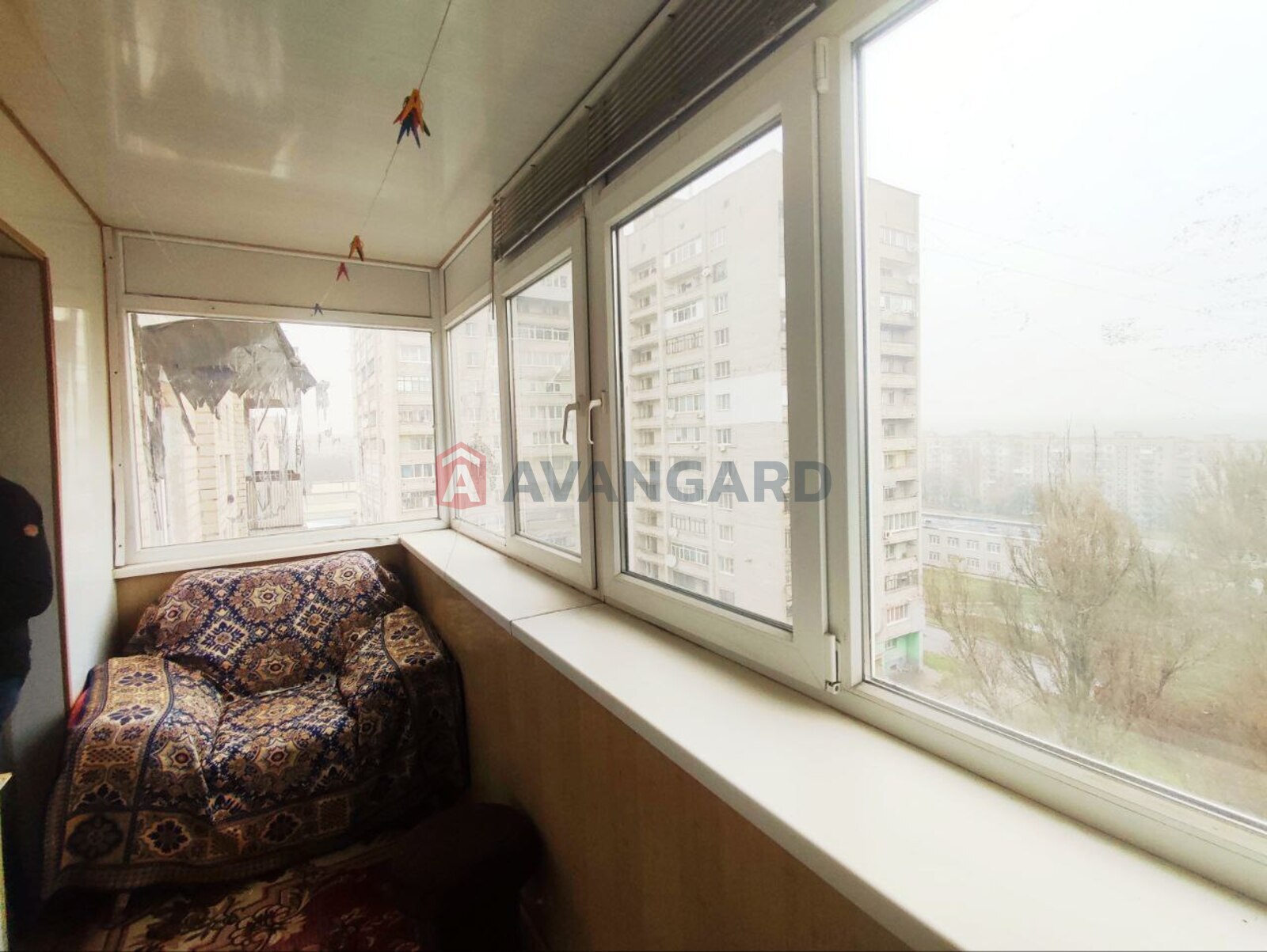 2 . , 52/28/7 . ., 8/9   12