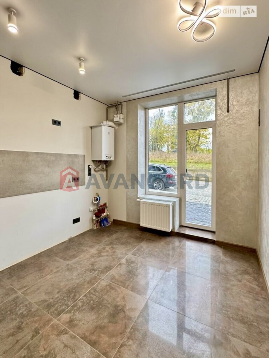 1 ����. ��������, 40/19/11 ��. �., 1/4 ���� ���� 4