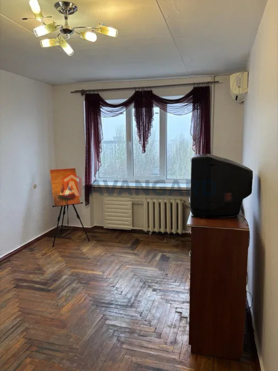 1 ��. ��������, 29/-/7 ��. �., 8/9 ������ ���� 2