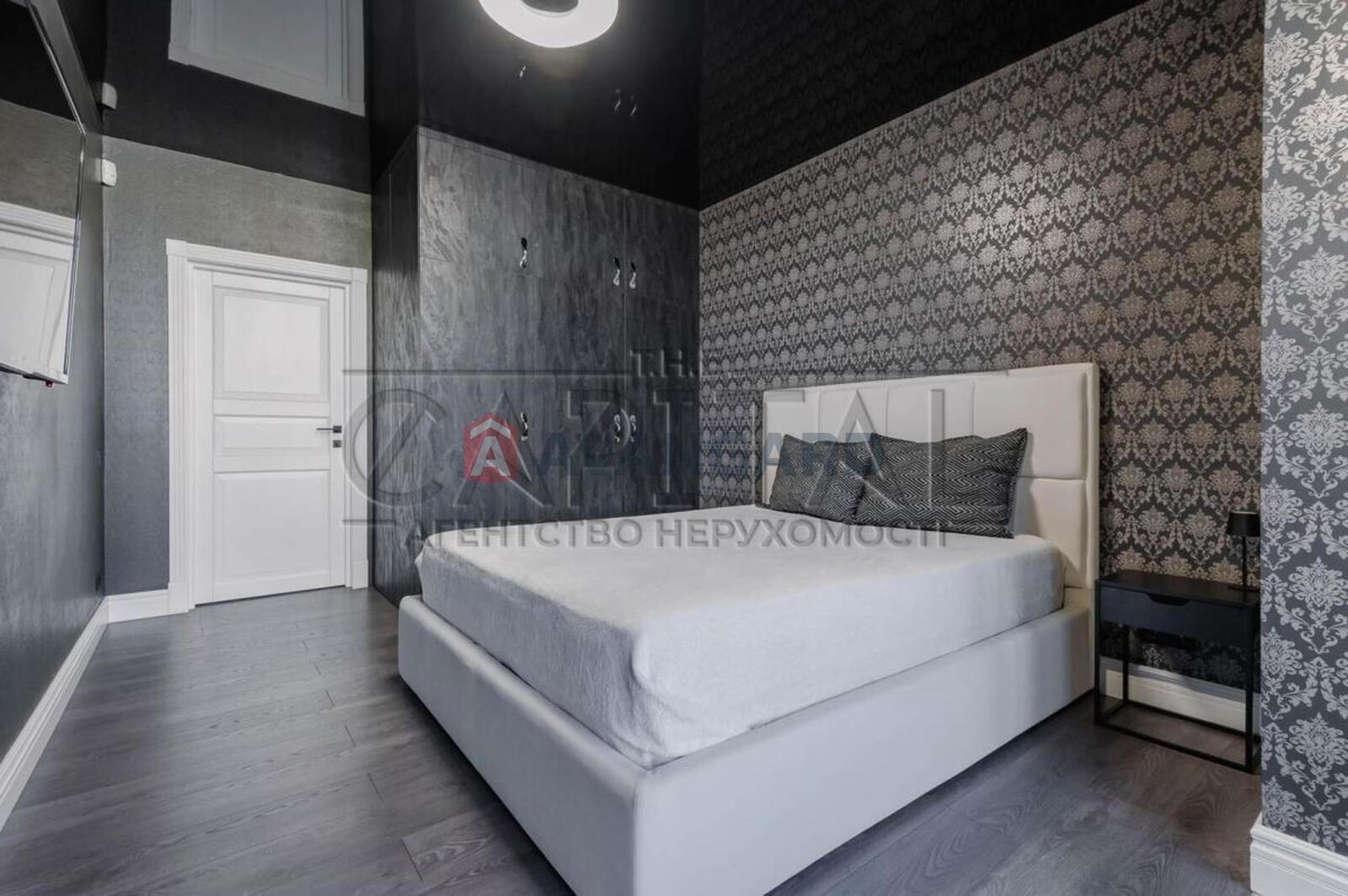 3 ��. ��������, 100/60/20 ��. �., 16/17 ������ ���� 21