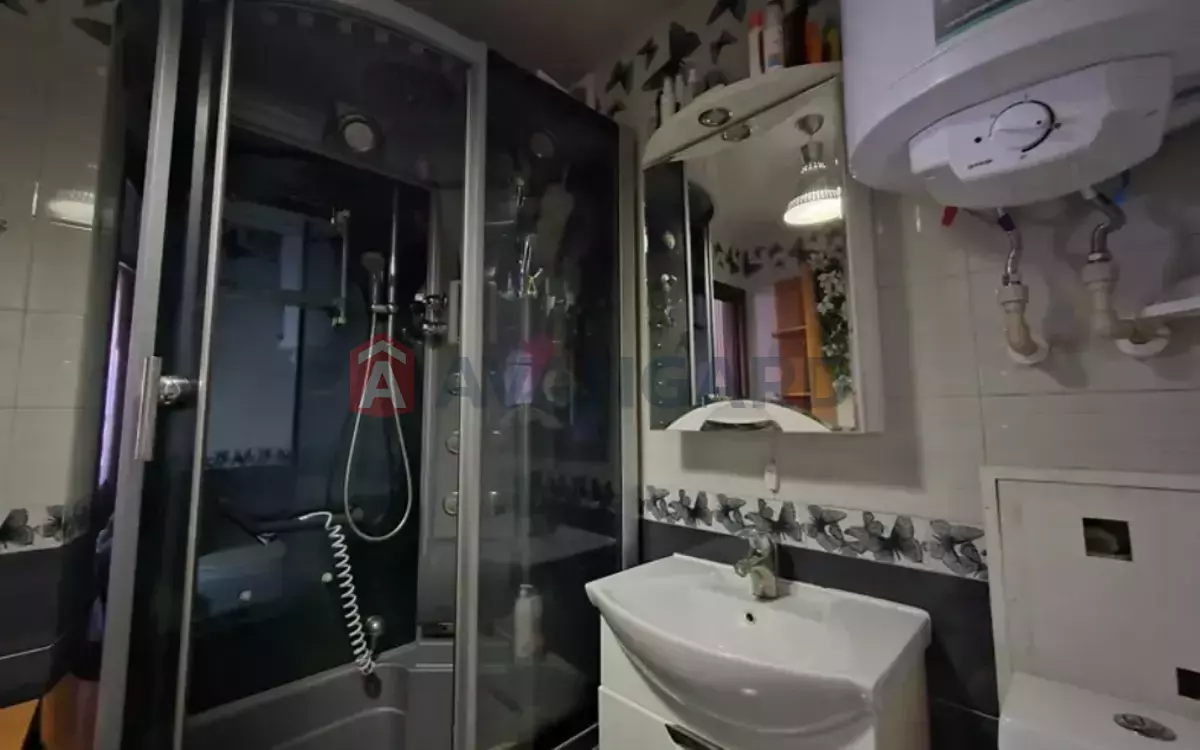 3 ��. ��������, 60/37/5 ��. �., 1/5 ������ ���� 8