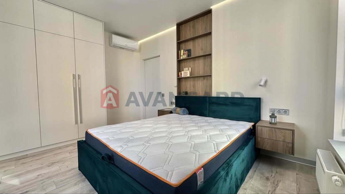 1 ��. ��������, 37/18/10 ��. �., 8/21 ������ ���� 20