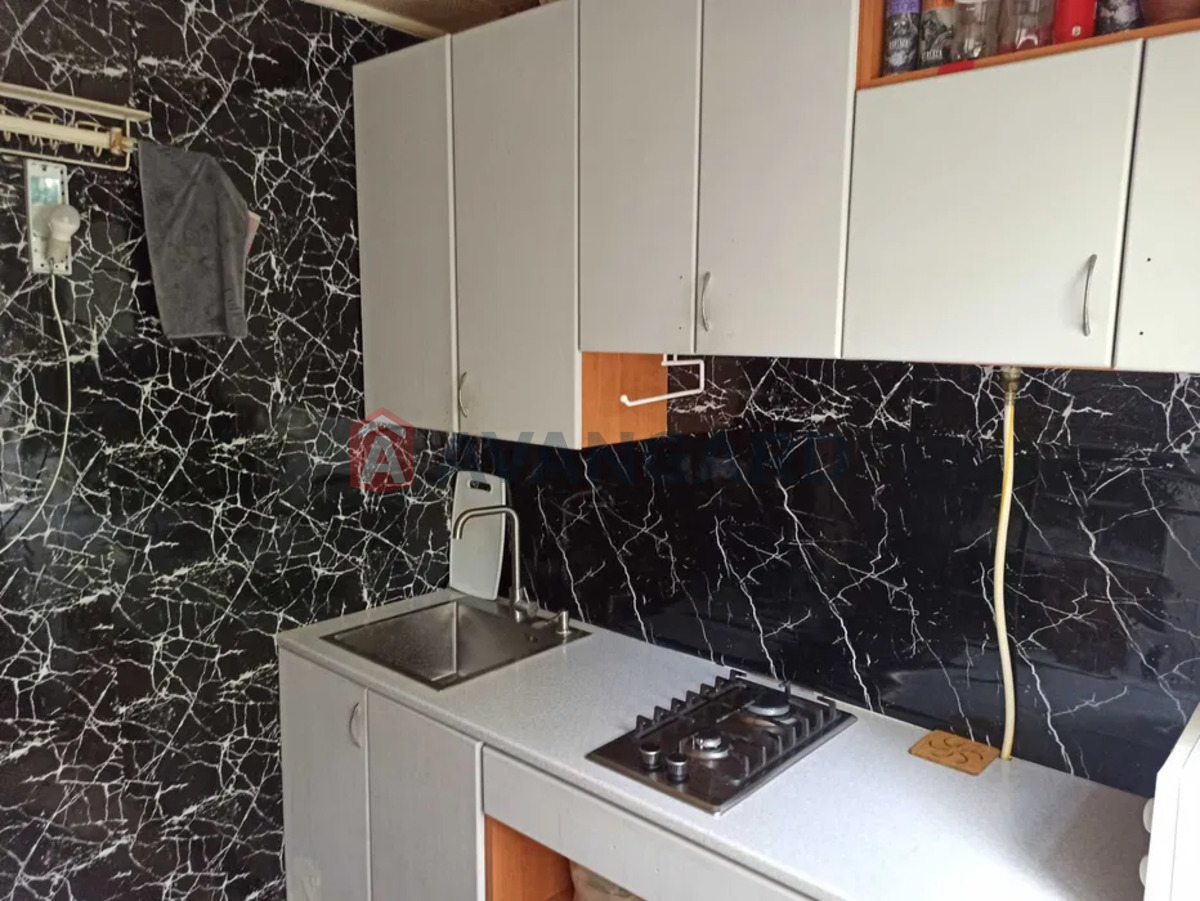 2 кім. квартира, 47/-/4 кв. м., 1/4 поверх фото 1 2 кім. квартира, 47/-/4 кв. м., 1/4 поверх фото 1