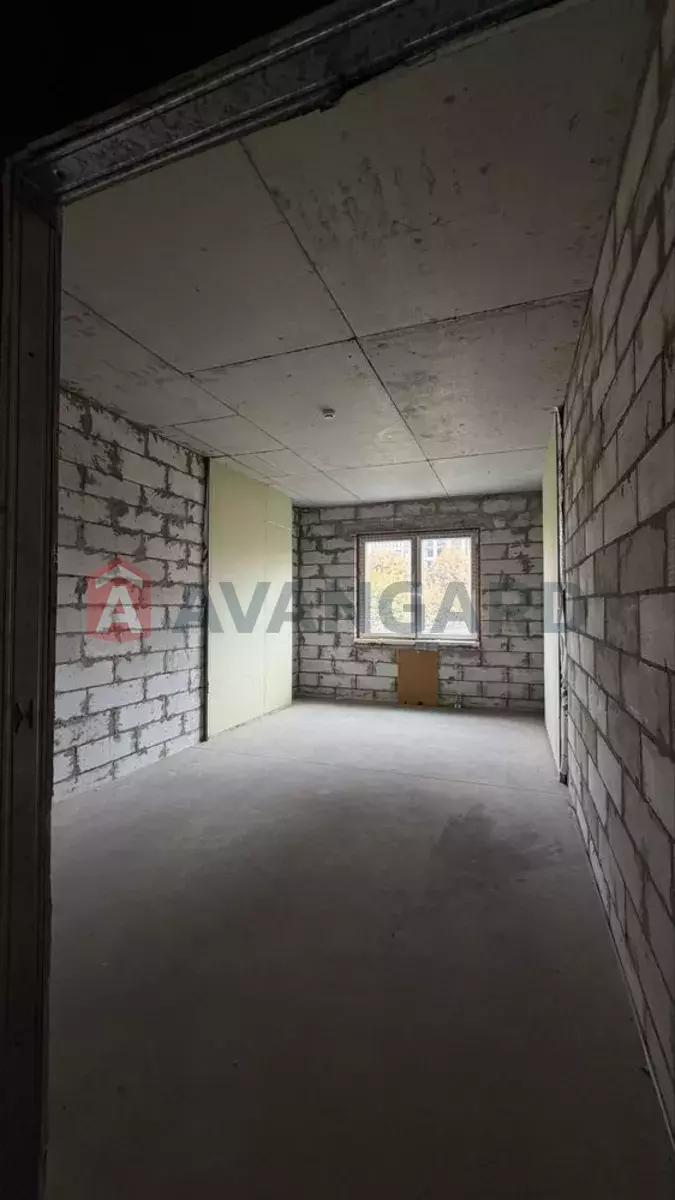 3 ��. ��������, 72/-/32 ��. �., 4/23 ������ ���� 3