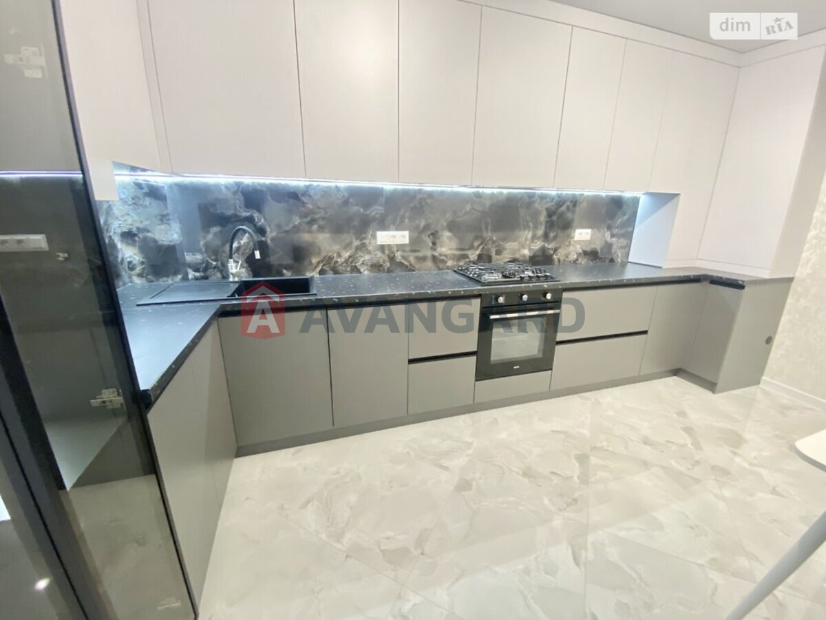 1 ��. ��������, 46/-/16 ��. �., 8/9 ������ ���� 5