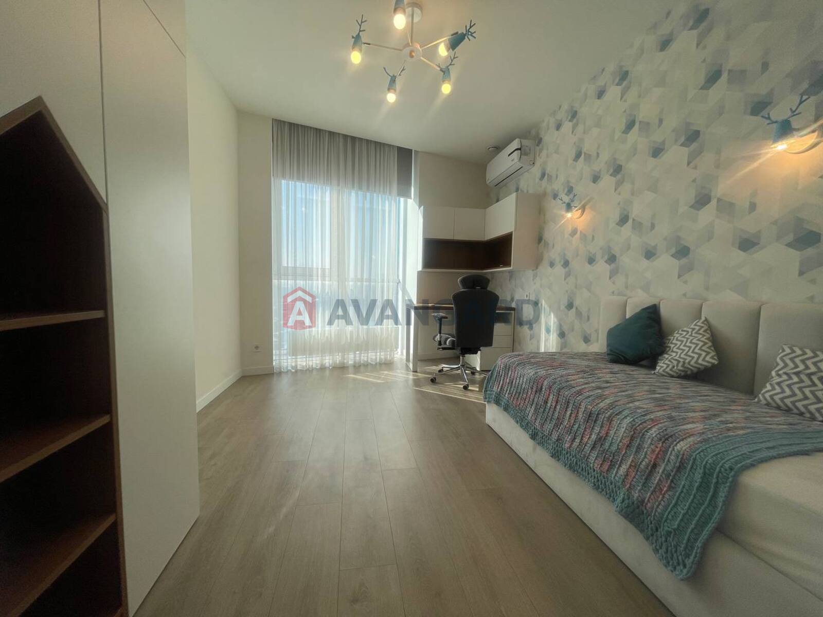 4 . , 120/-/53 . ., 18/24   12