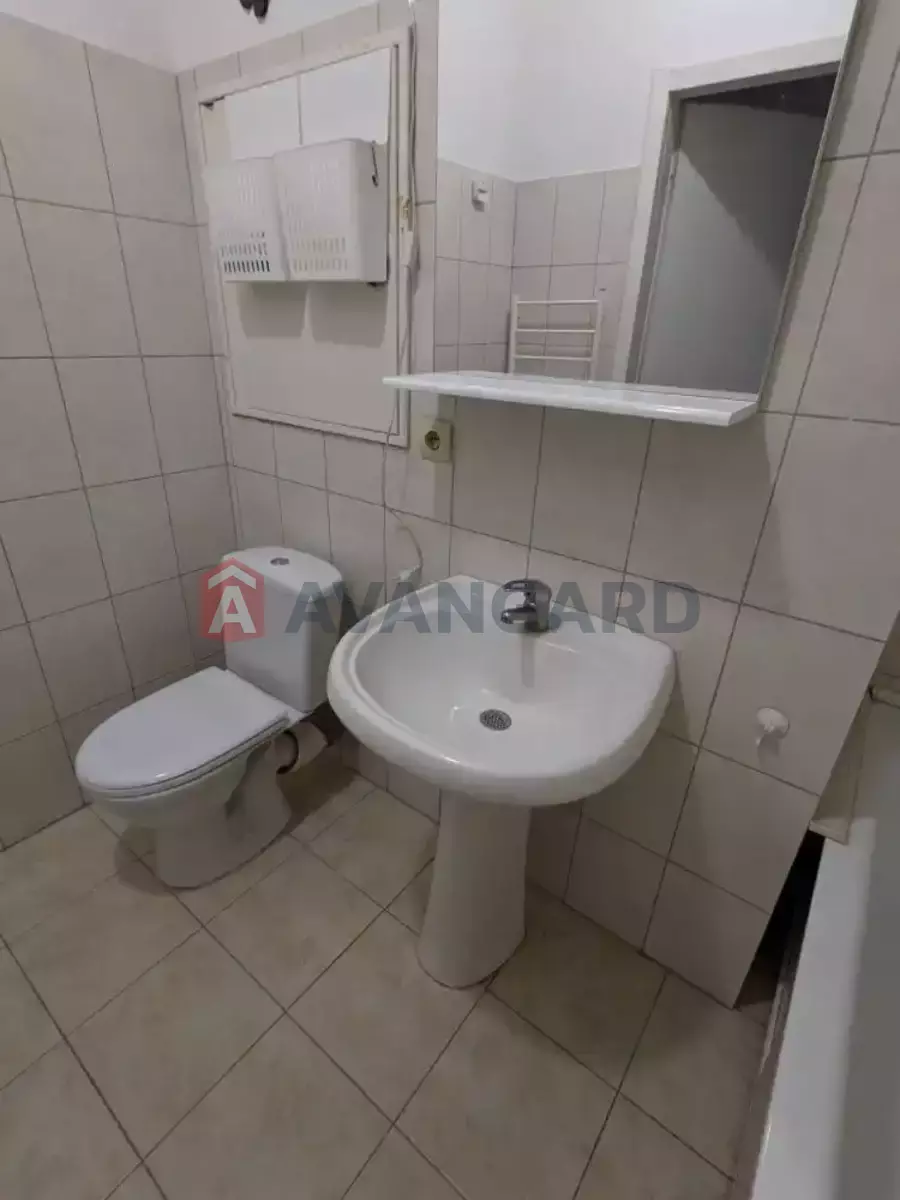 2 ��. ��������, 68/35/10 ��. �., 14/16 ������ ���� 11