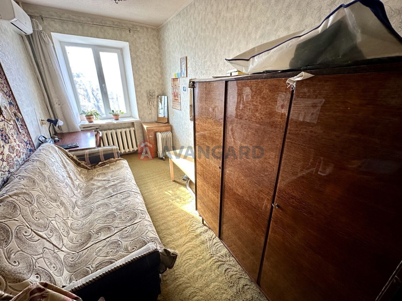 2 ��. ��������, 40/25/6 ��. �., 2/3 ������ ���� 6