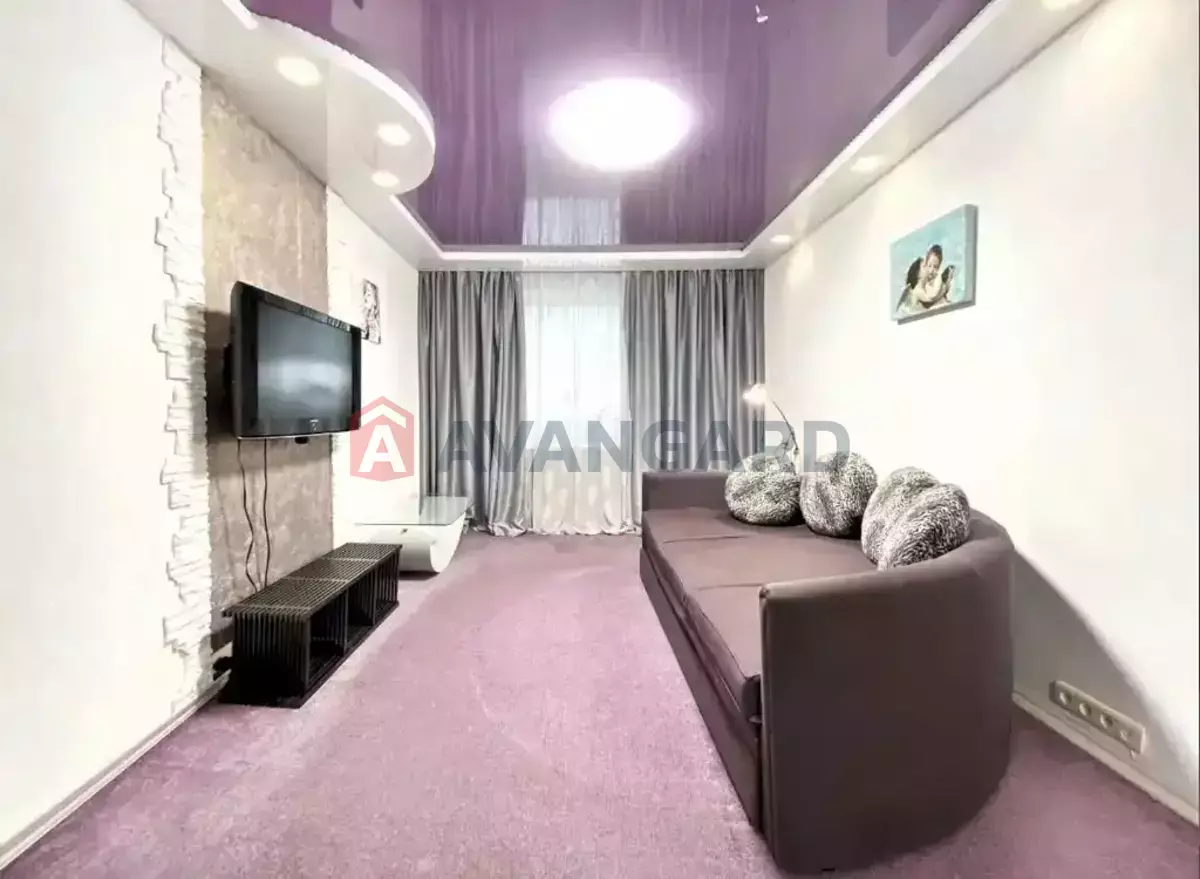 2 ��. ��������, 53/29/9 ��. �., 13/16 ������ ���� 10