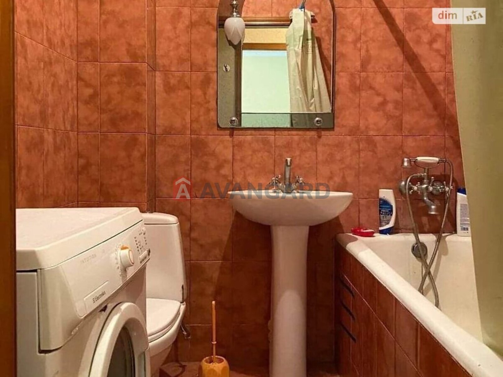 2 ��. ��������, 51/-/- ��. �., 1/3 ������ ���� 2