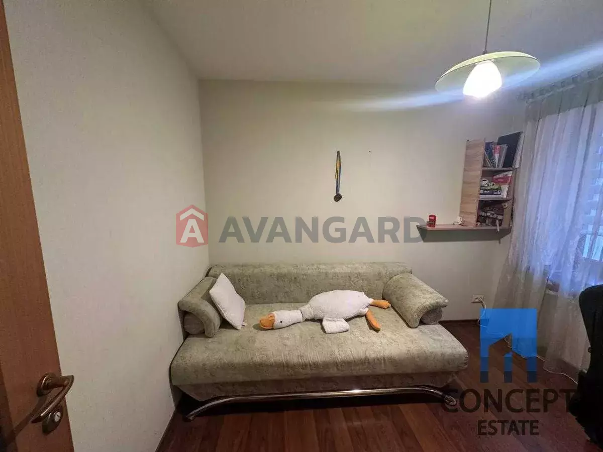 3 ����. ��������, 58/-/10 ��. �., 7/9 ���� ���� 11