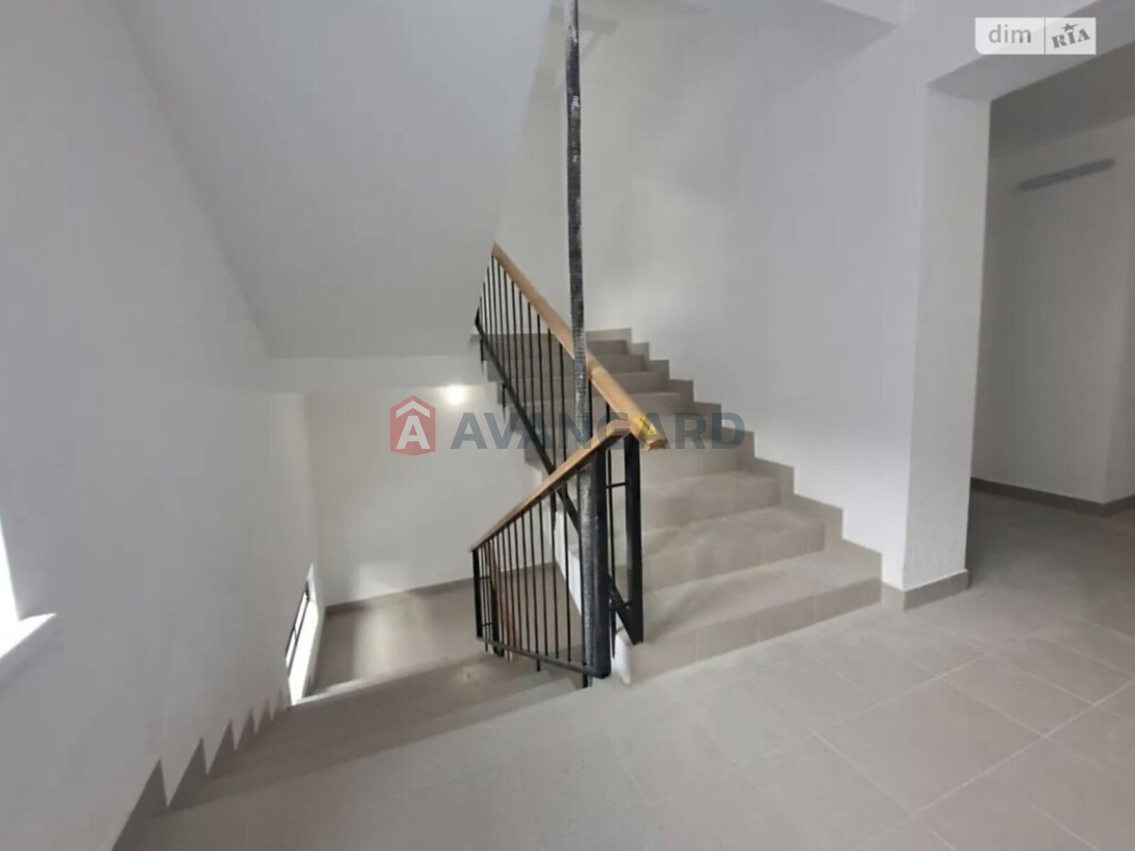 1 ��. ��������, 50/21/16 ��. �., 2/10 ������ ���� 1