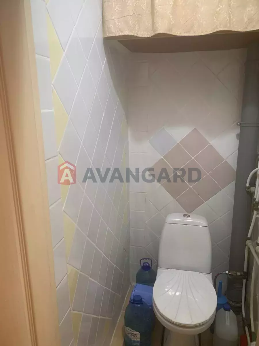 3 ��. ��������, 65/-/8 ��. �., 7/9 ������ ���� 2