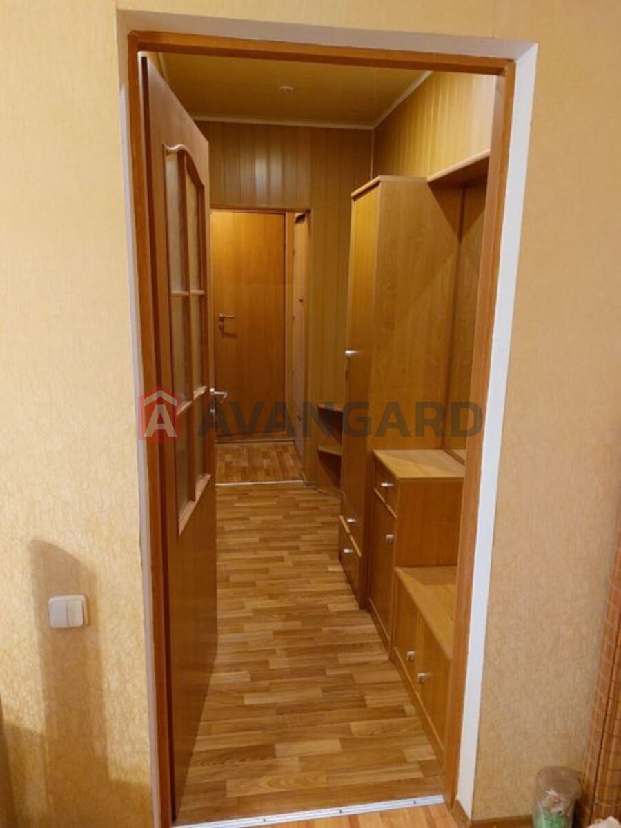 2 ����. ��������, 53/-/8 ��. �., 8/10 ���� ���� 8