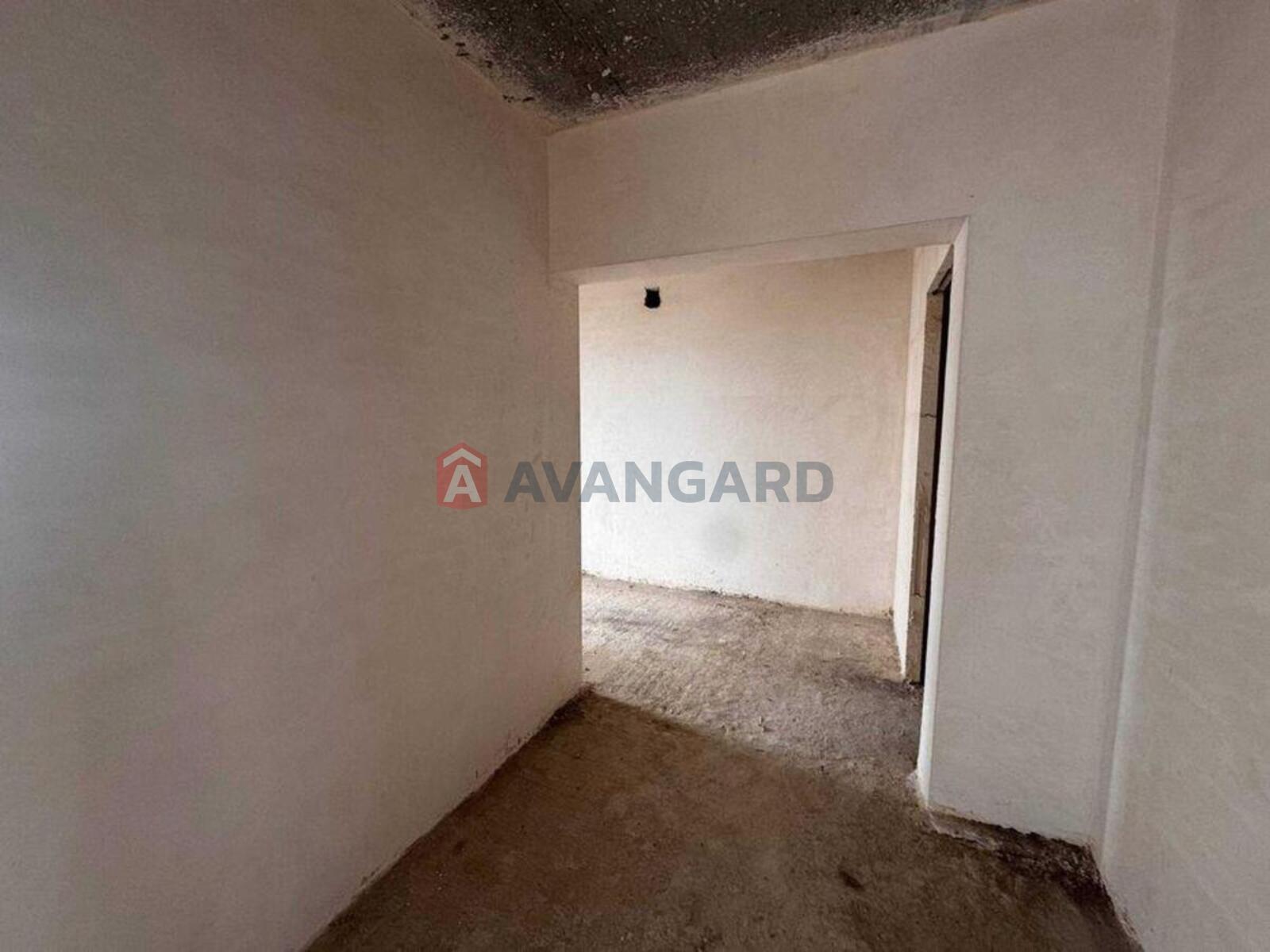 5 ��. ��������, 212/-/45 ��. �., 15/16 ������ ���� 4