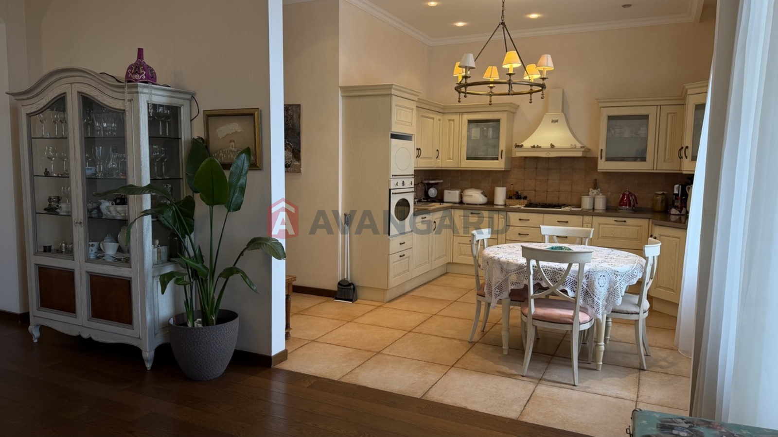 6 ��. ��������, 388/210/24 ��. �., 5/6 ������ ���� 26