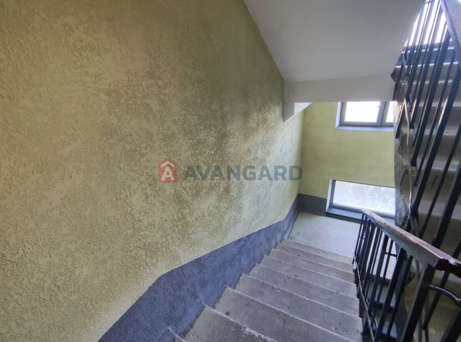 1 ��. ��������, 32/-/7 ��. �., 8/9 ������ ���� 3