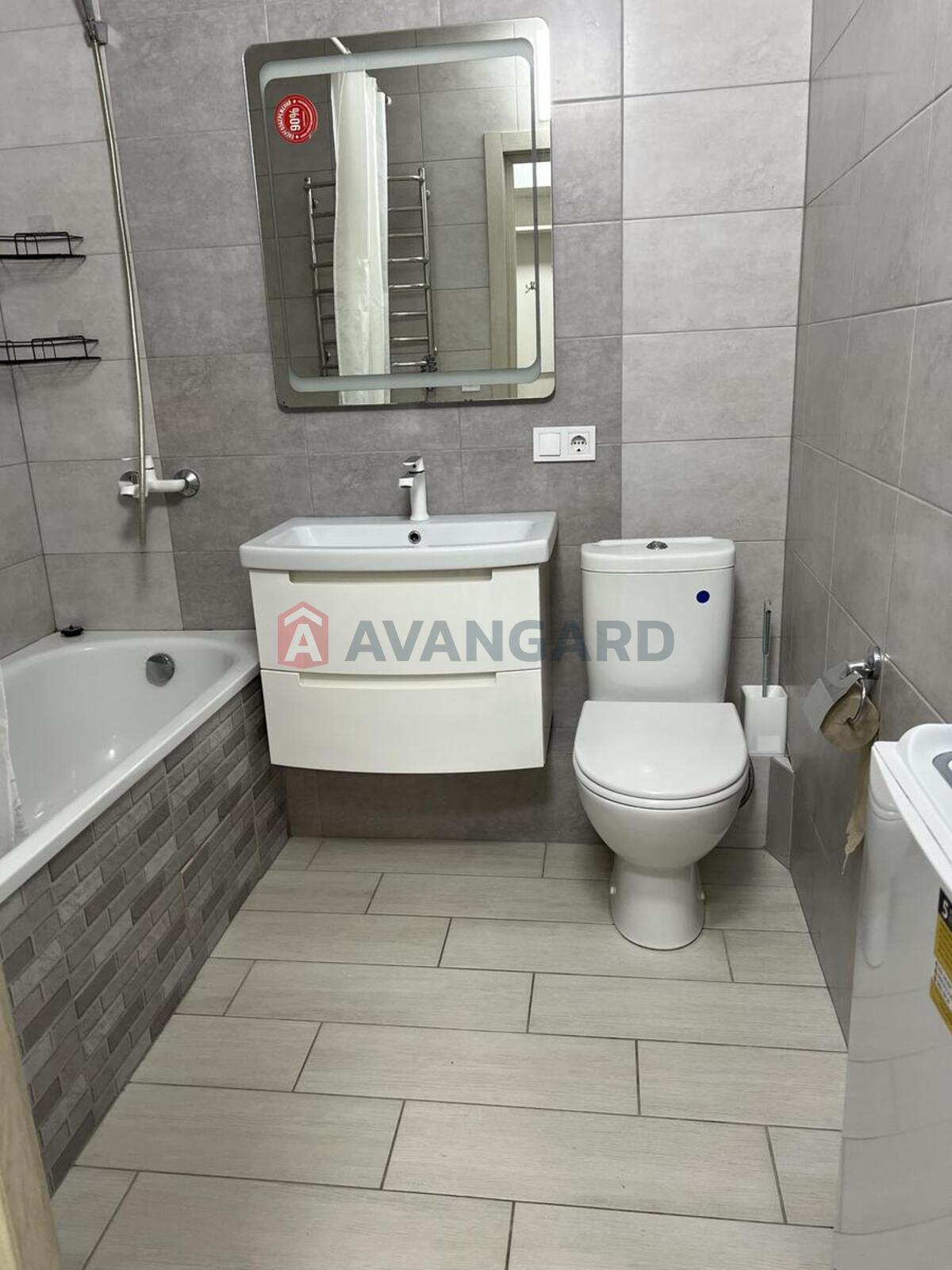 1 ����. ��������, 38/17/9 ��. �., 5/25 ���� ���� 7