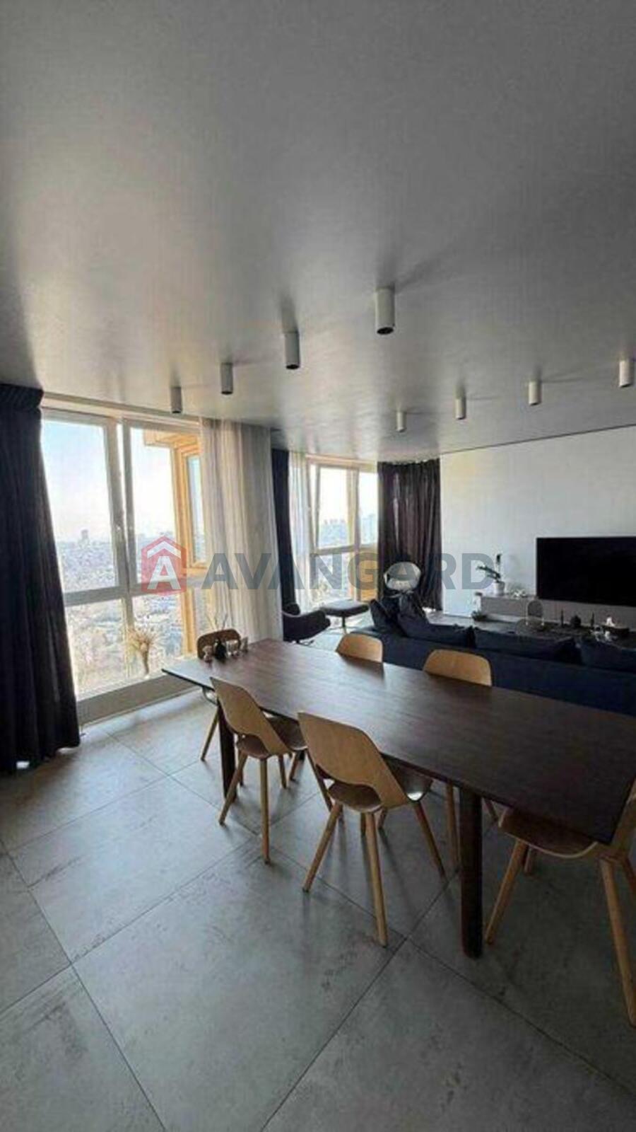 2 ��. ��������, 135/-/25 ��. �., 24/24 ������ ���� 1