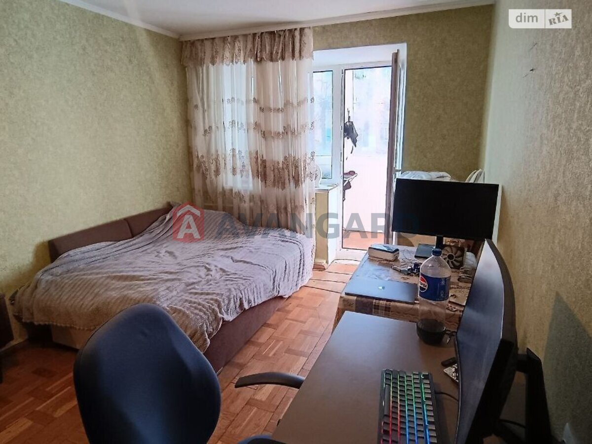 2 ��. ��������, 44/27/4 ��. �., 2/5 ������ ���� 5