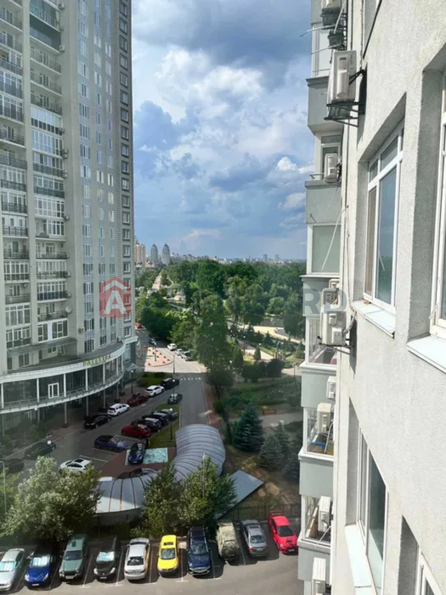 1 ��. ��������, 38/-/10 ��. �., 8/16 ������ ���� 7