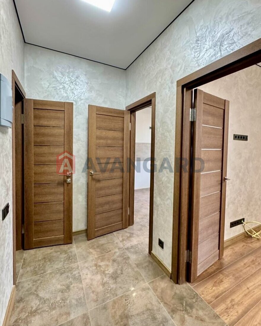 1 ��. ��������, 40/19/11 ��. �., 1/4 ������ ���� 6