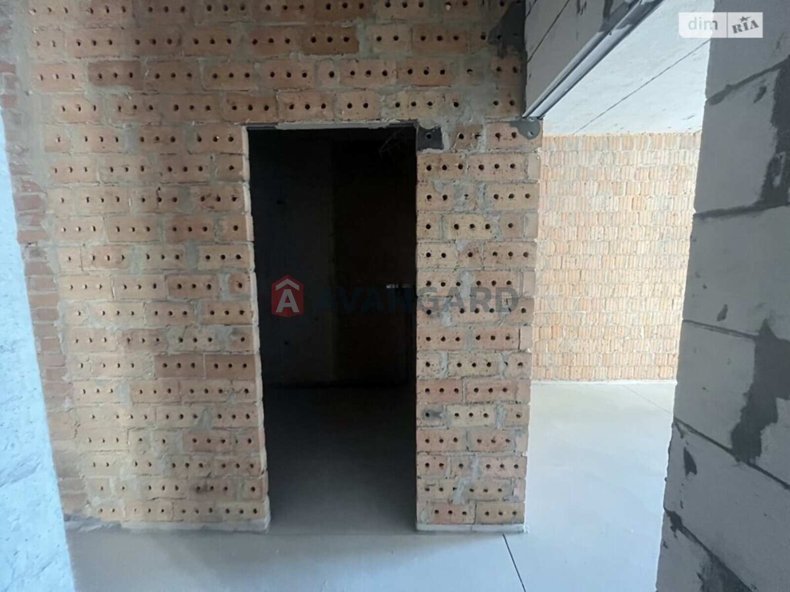 1 ��. ��������, 44/-/20.7 ��. �., 4/18 ������ ���� 4