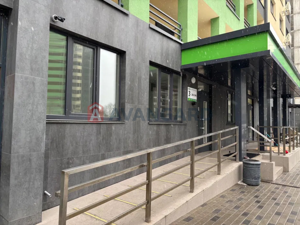 1 ��. ��������, 52/-/18 ��. �., 15/23 ������ ���� 14