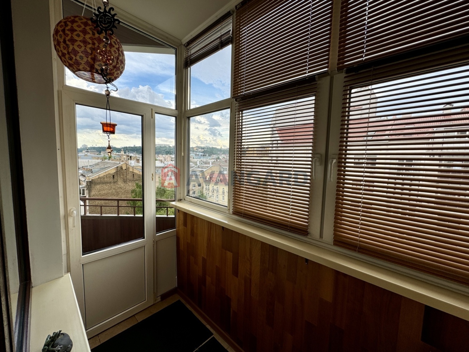 2 ��. ��������, 77/50/20 ��. �., 7/8 ������ ���� 20