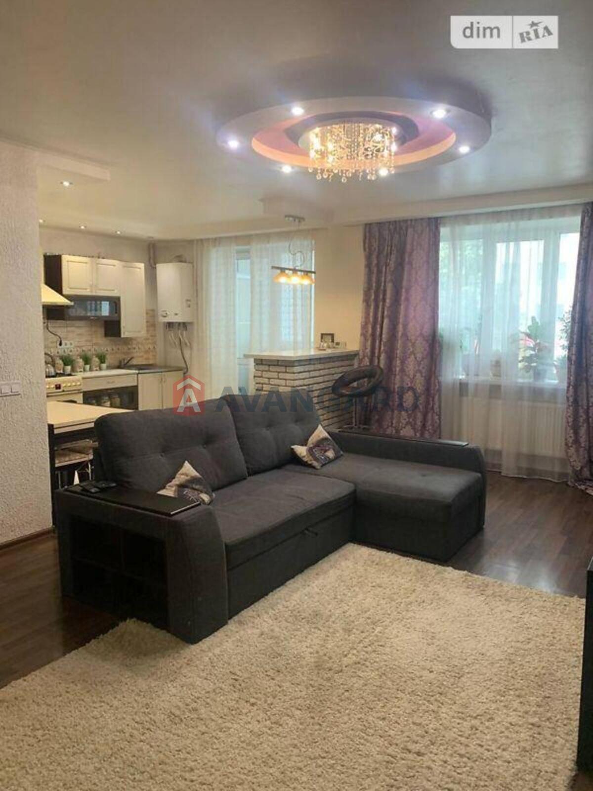 2 ��. ��������, 64/64/16 ��. �., 1/8 ������ ���� 10