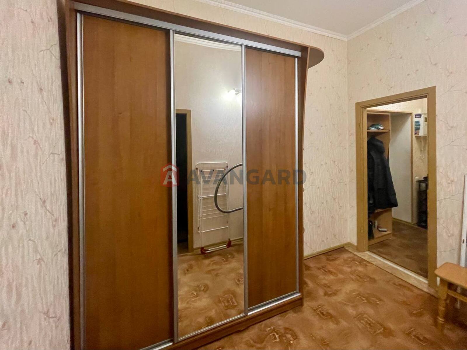 3 . , 56/-/7 . ., 3/3   21