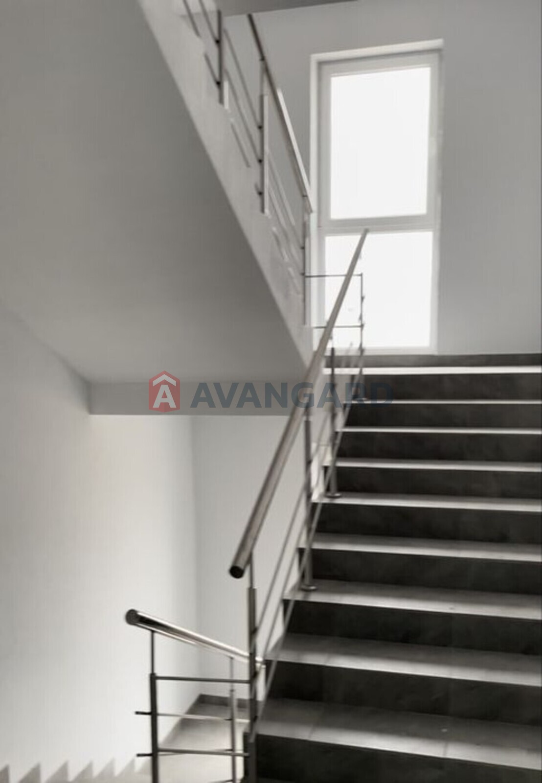 1 ��. ��������, 30/-/8 ��. �., 4/5 ������ ���� 5