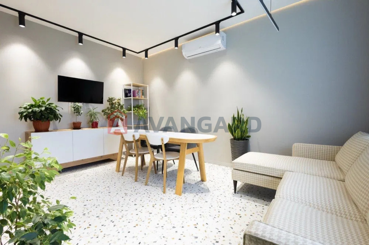 1 ��. ��������, 47/-/20 ��. �., 8/15 ������ ���� 2