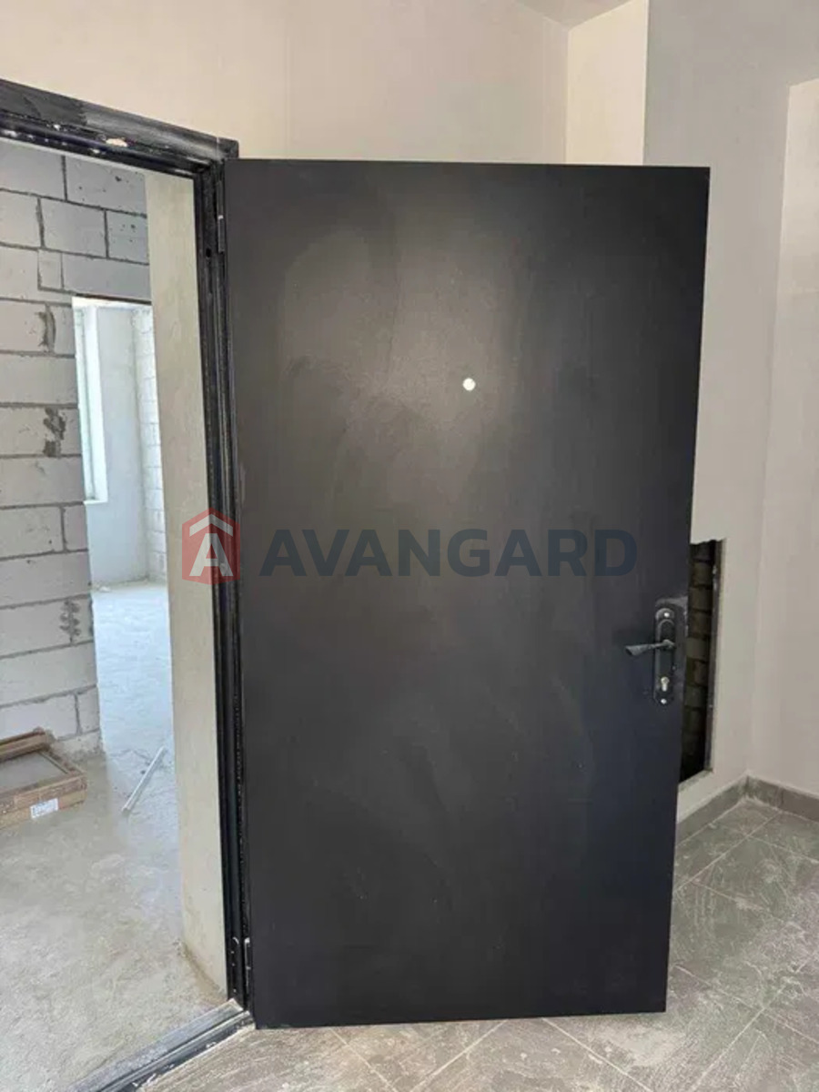 1 ��. ��������, 60/-/10 ��. �., 8/9 ������ ���� 12