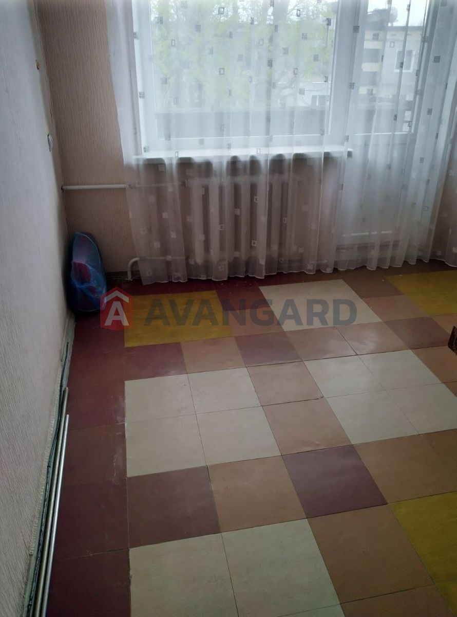 1 ����. ��������, 29,8 / 21 / 7.1 ��. �., 5/5 ���� ���� 2