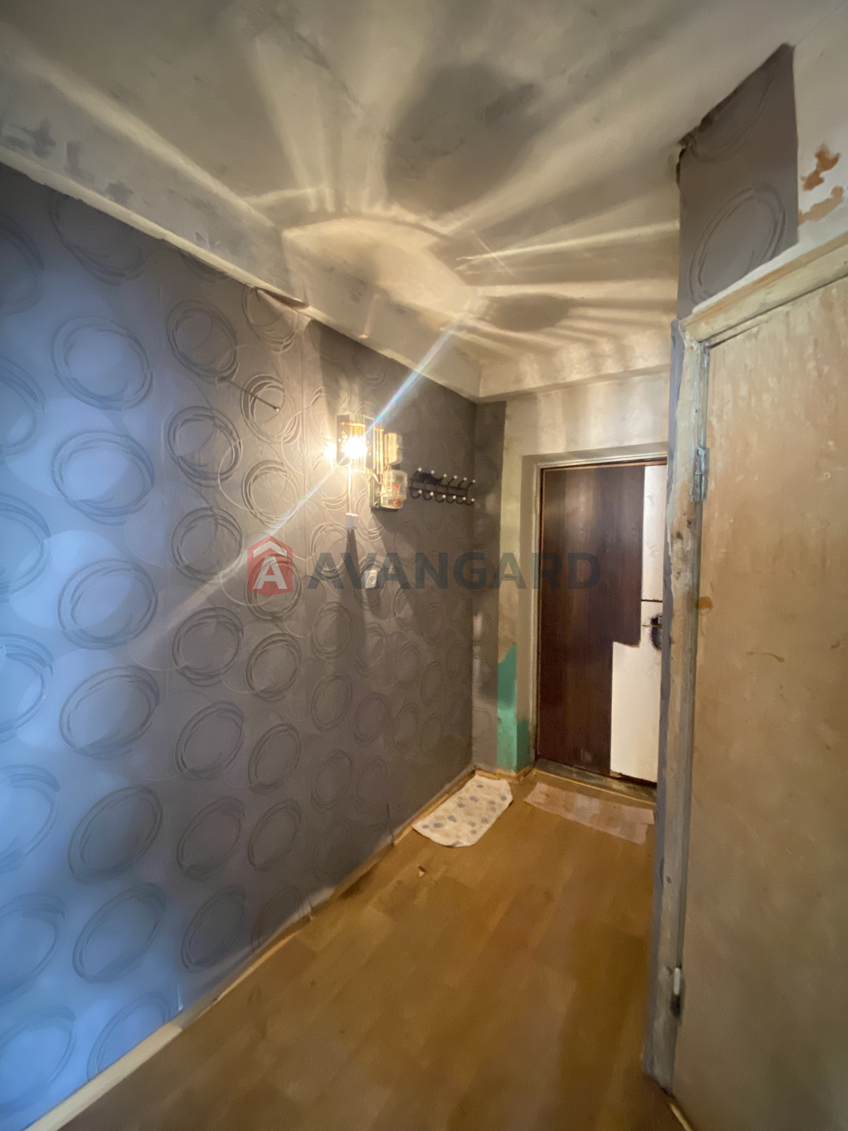 2 ��. ��������, 42/7/- ��. �., 4/5 ������ ���� 5