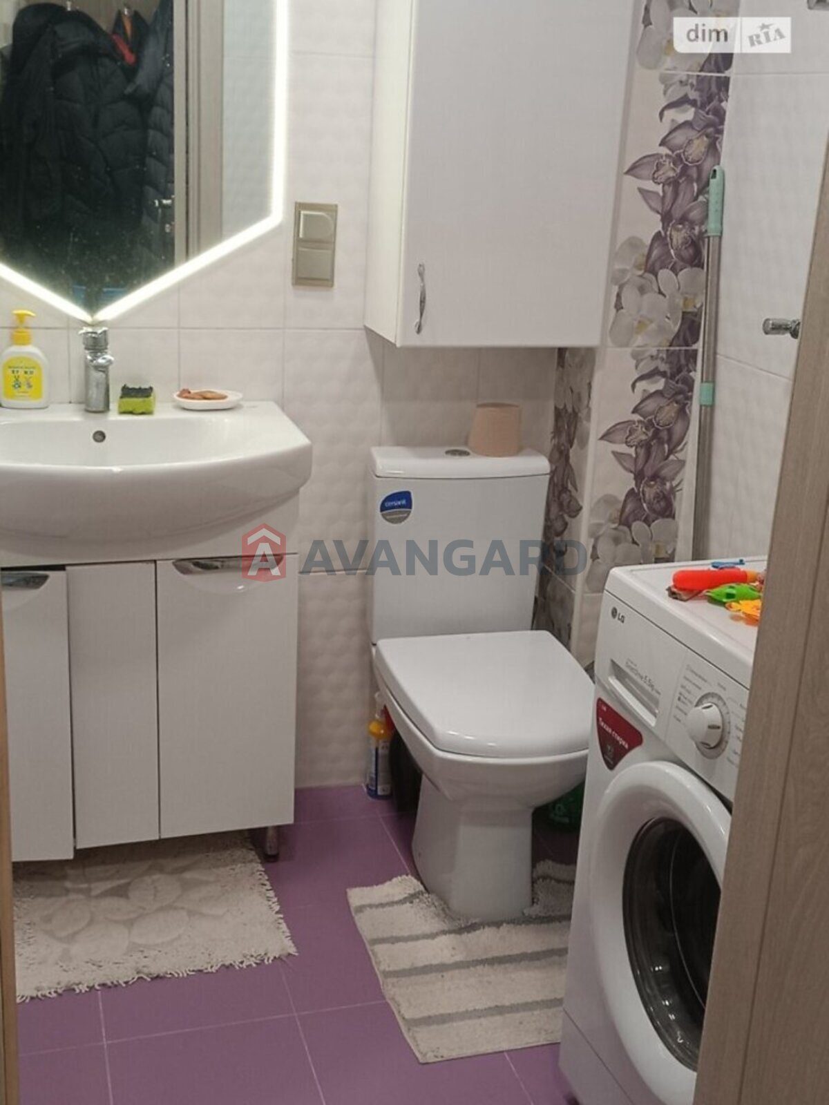 2 ��. ��������, 36/25/4 ��. �., 1/10 ������ ���� 22