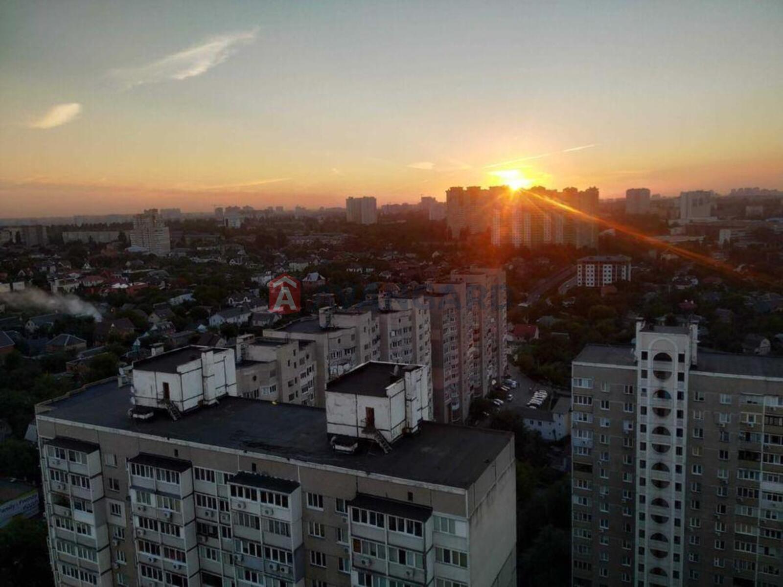 1 . , 31/-/4 . ., 24/26   19