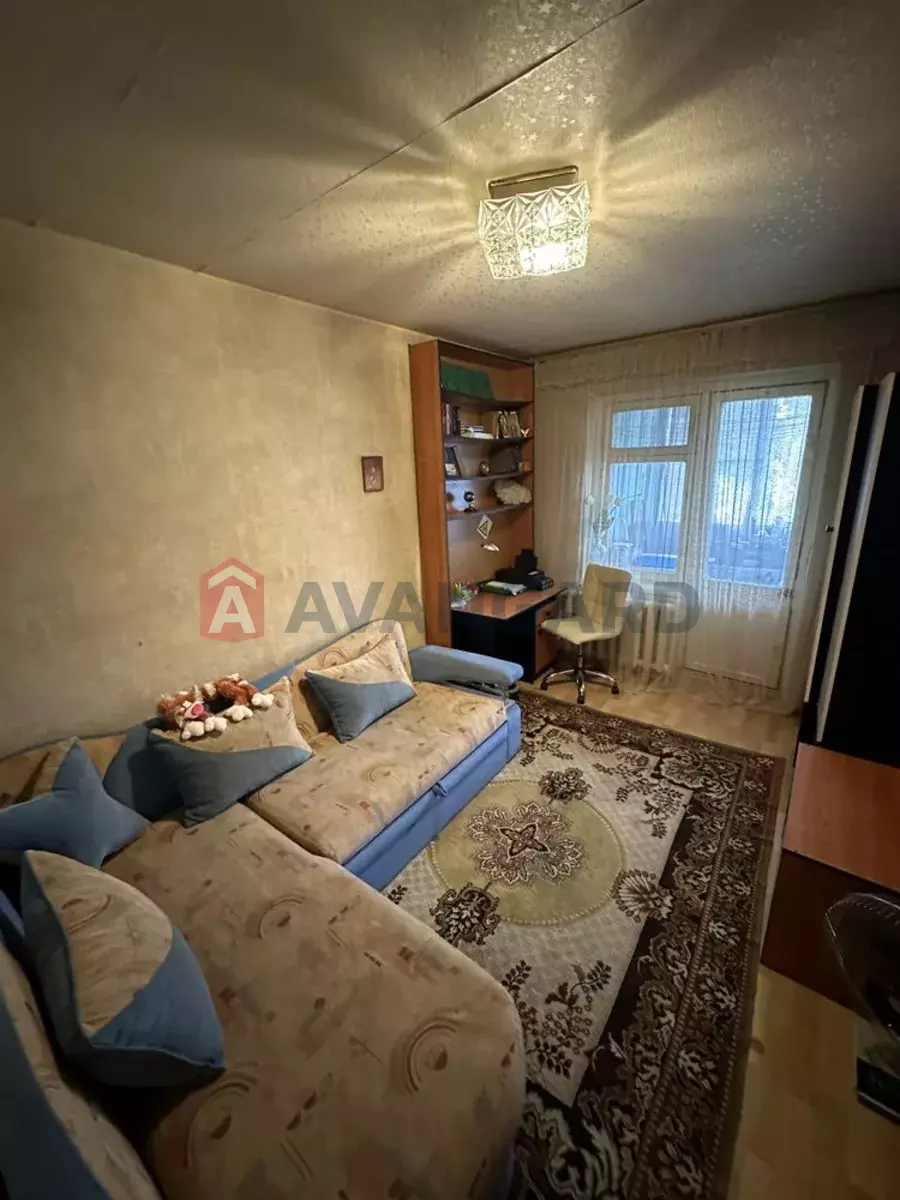 3 ��. ��������, 64/-/9 ��. �., 3/9 ������ ���� 8