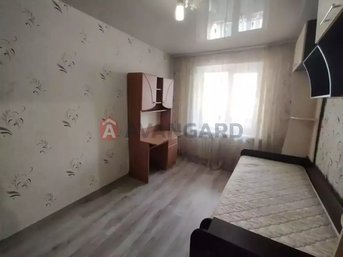 2 . , 51/-/8 . ., 4/9   3