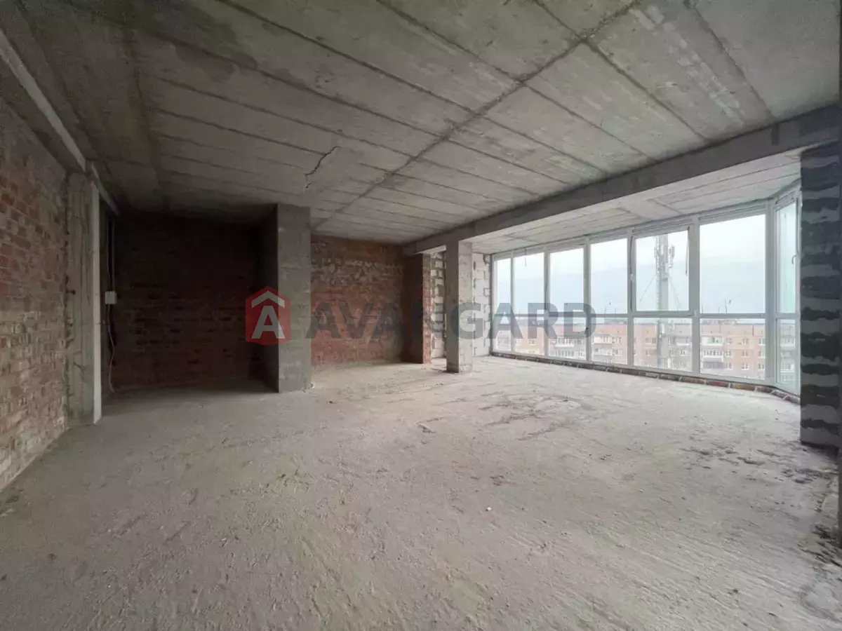 3 ��. ��������, 76/56/10 ��. �., 10/14 ������ ���� 2