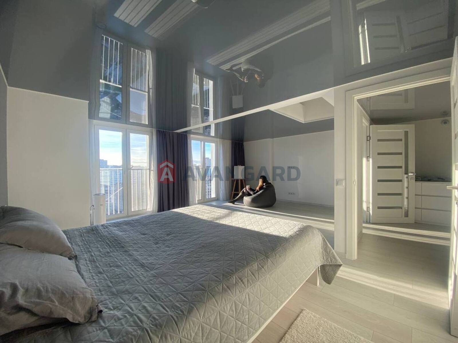 3 ��. ��������, 125/70/17 ��. �., 15/17 ������ ���� 11