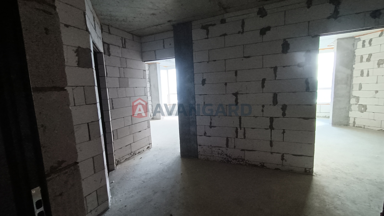 3 ����. ��������, 109,68/50,68/18,65 ��. �., 5/17 ���� ���� 1