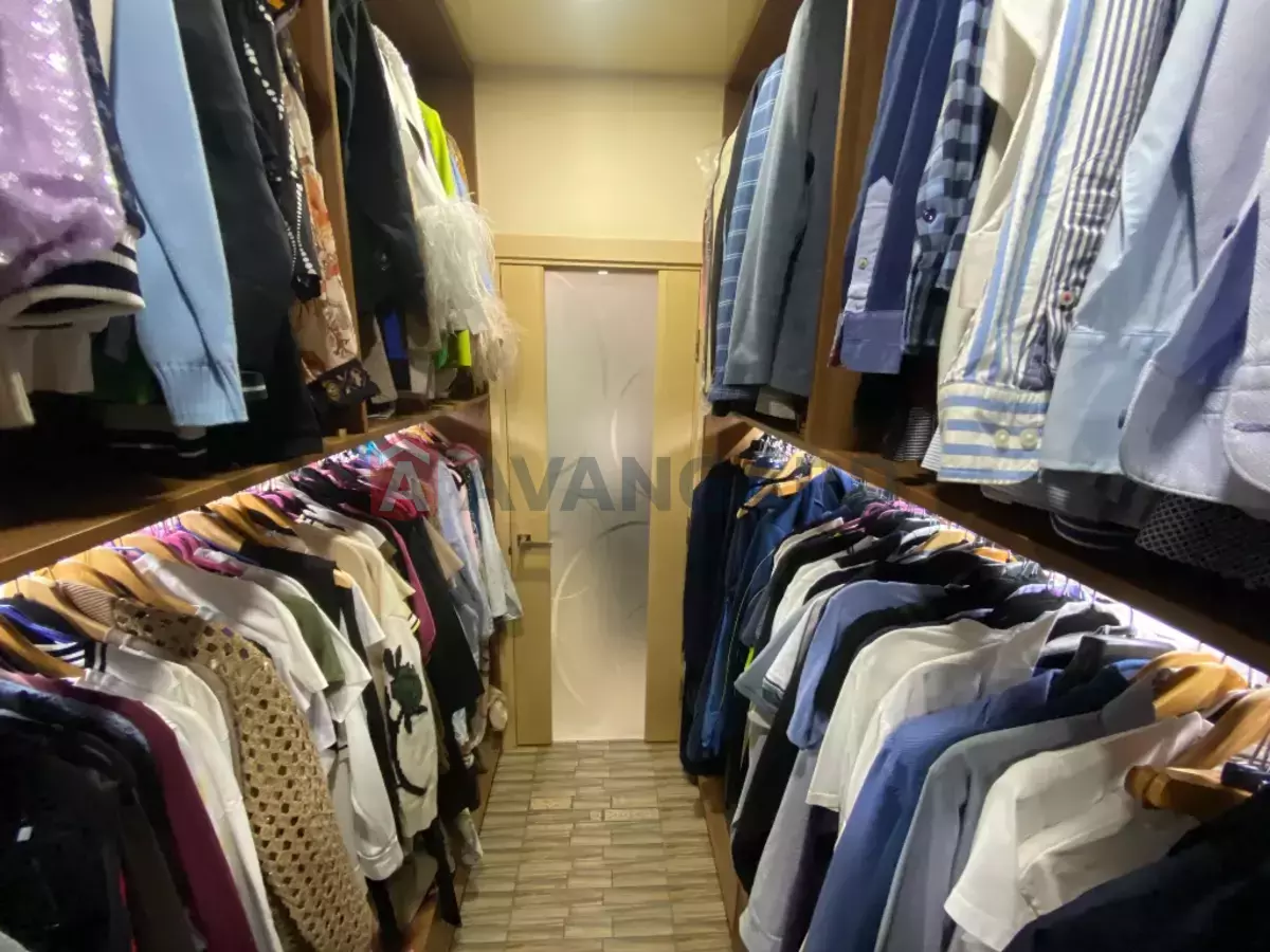 3 ��. ��������, 117/-/23 ��. �., 2/12 ������ ���� 12