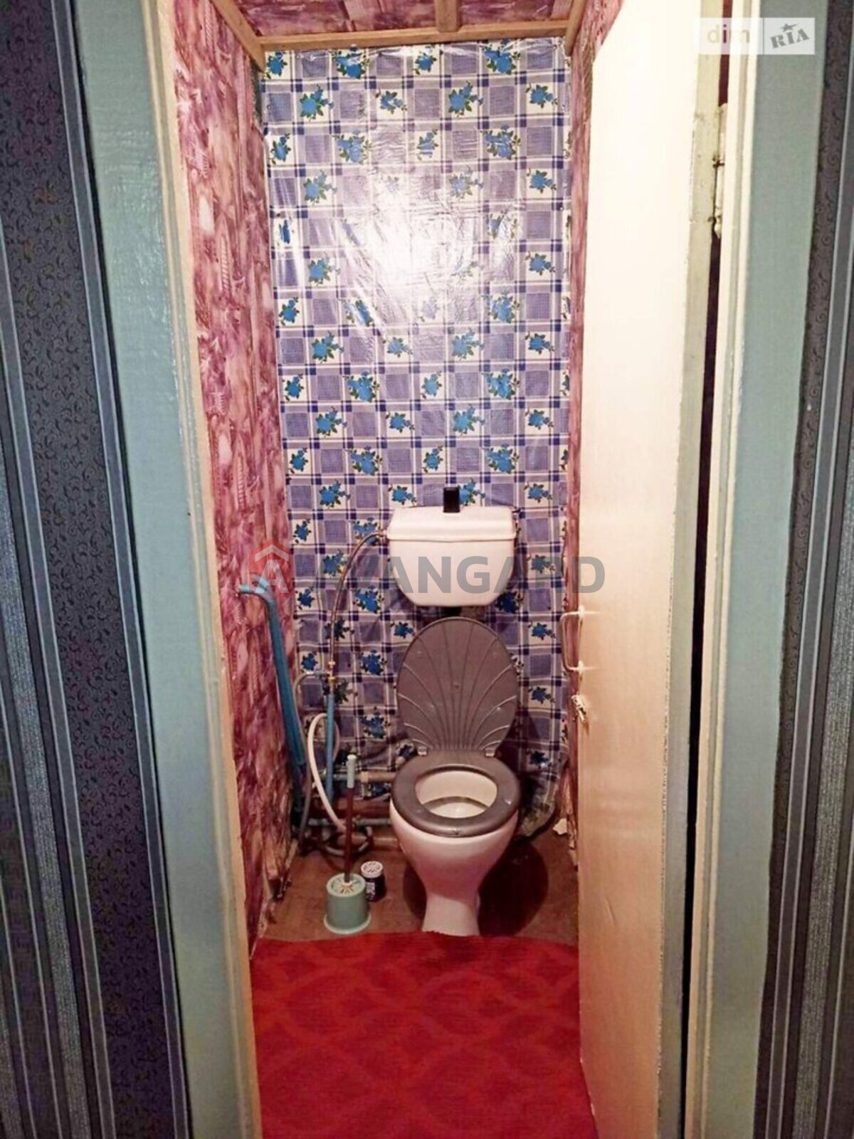 4 ��. ��������, 82/51/7 ��. �., 5/9 ������ ���� 28