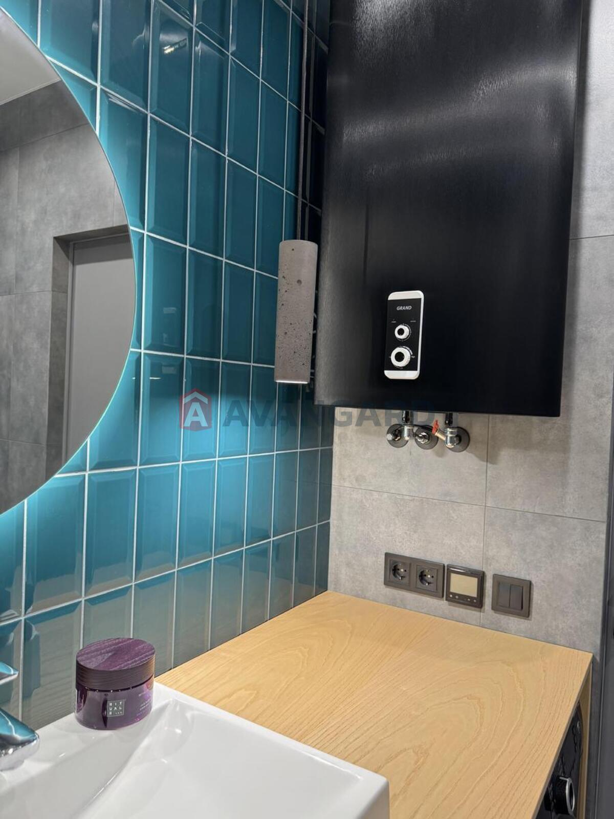 1 ����. ��������, 40/-/12 ��. �., 12/16 ���� ���� 4