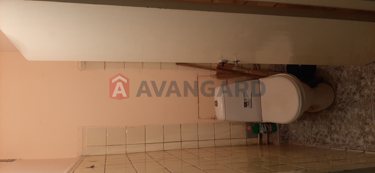 3 ��. ��������, 90/-/8 ��. �., 7/9 ������ ���� 2